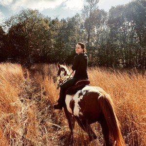 Meet your Posher, Casey